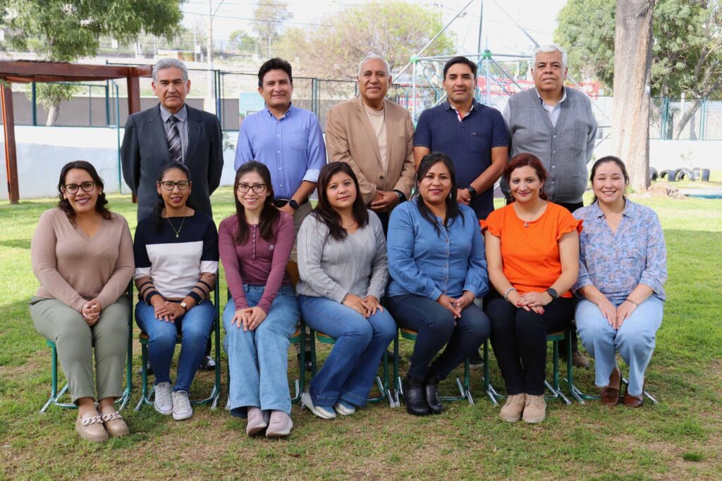 8. Área de Matemática y Física